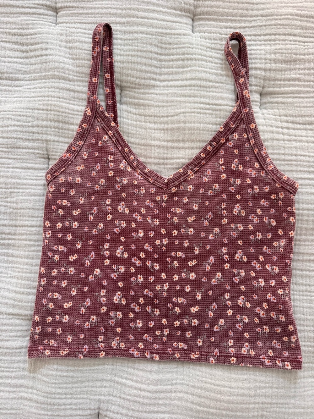American Eagle Outfitters Mauve Floral Ribbed V‑Neck Cami